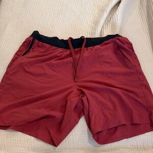 Men's ten thousand Red license to train Shorts